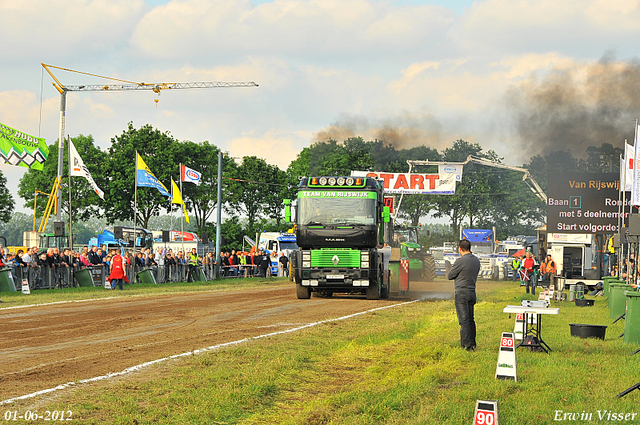 01-06-2012 189-border 01-06-2012 Nederhemert