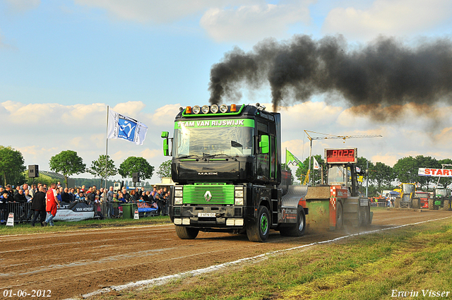 01-06-2012 192-border 01-06-2012 Nederhemert