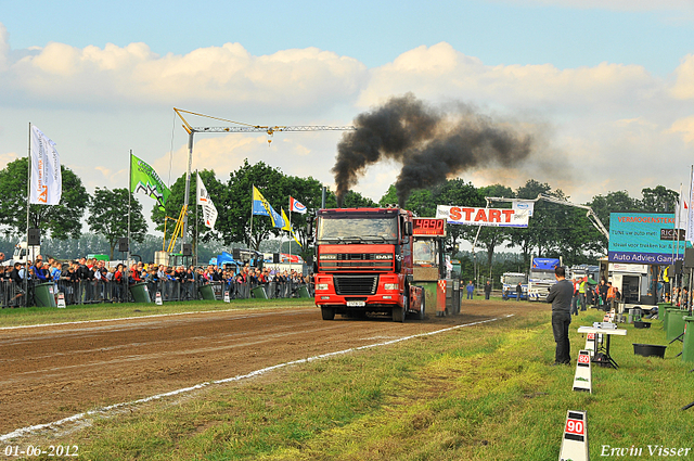 01-06-2012 202-border 01-06-2012 Nederhemert