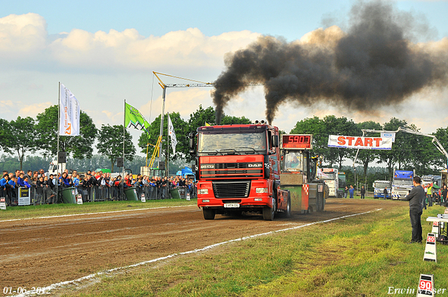 01-06-2012 203-border 01-06-2012 Nederhemert