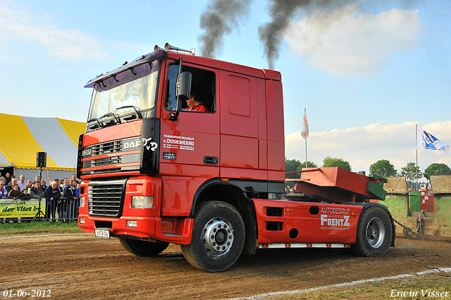 01-06-2012 219-border 01-06-2012 Nederhemert