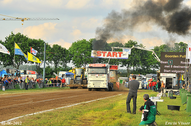 01-06-2012 222-border 01-06-2012 Nederhemert