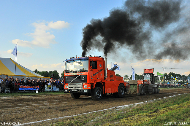 01-06-2012 274-border 01-06-2012 Nederhemert