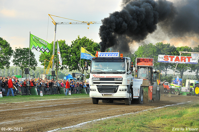 01-06-2012 289-border 01-06-2012 Nederhemert