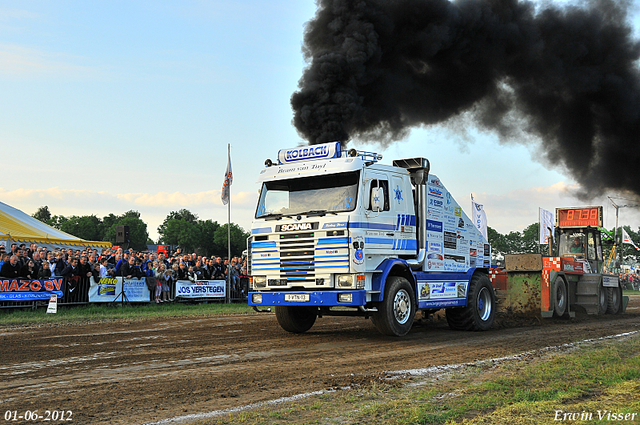 01-06-2012 423-border 01-06-2012 Nederhemert