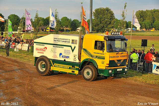 01-06-2012 479-border 01-06-2012 Nederhemert