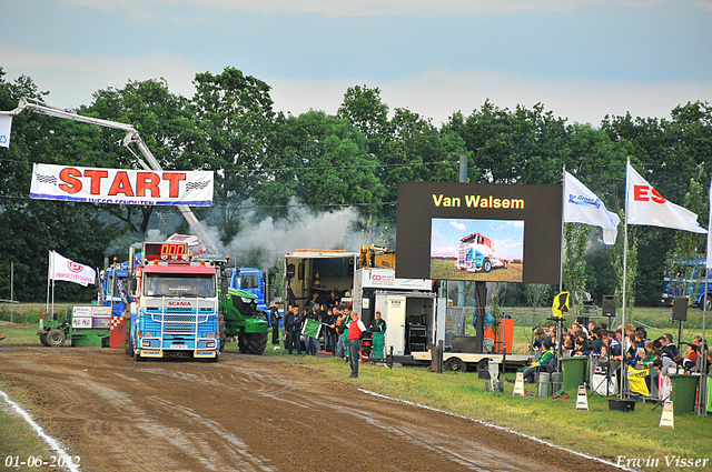 01-06-2012 551-border 01-06-2012 Nederhemert