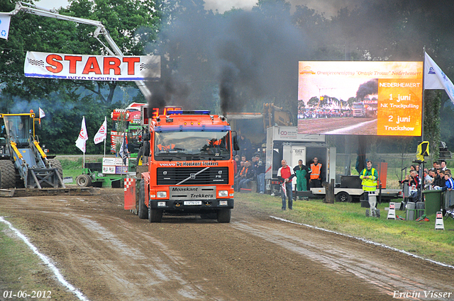 01-06-2012 590-border 01-06-2012 Nederhemert