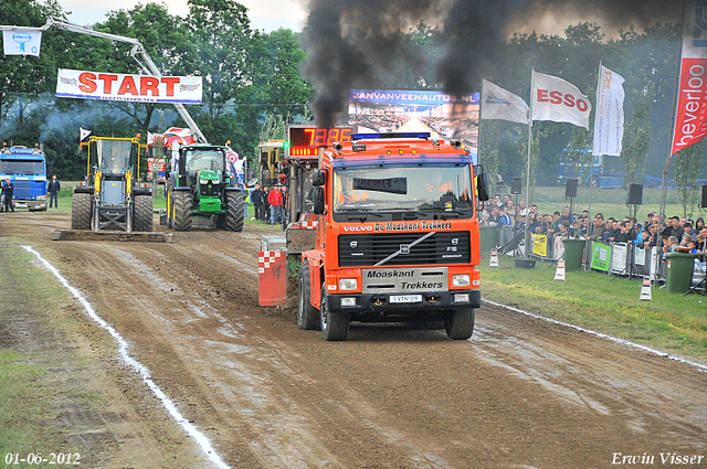 01-06-2012 593-border 01-06-2012 Nederhemert