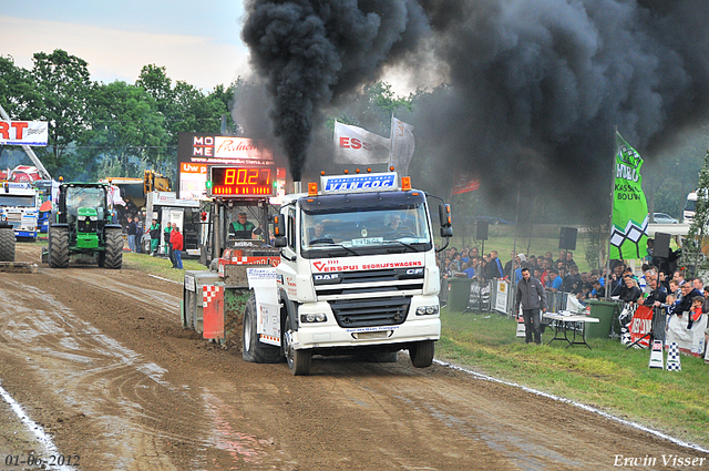 01-06-2012 607-border 01-06-2012 Nederhemert