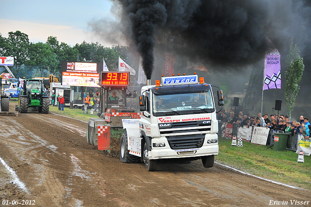 01-06-2012 609-border 01-06-2012 Nederhemert