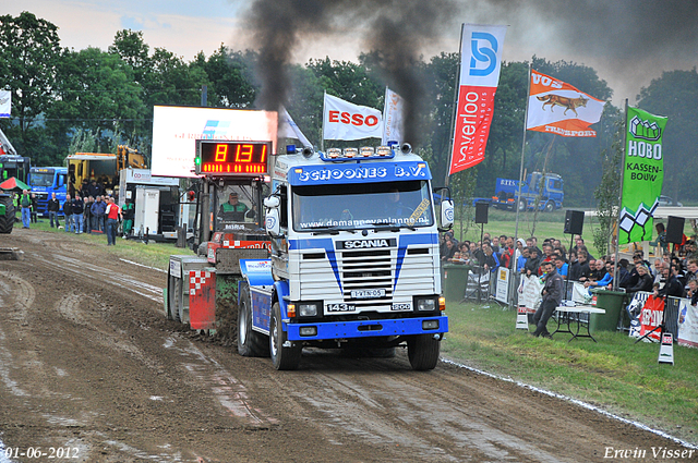 01-06-2012 642-border 01-06-2012 Nederhemert