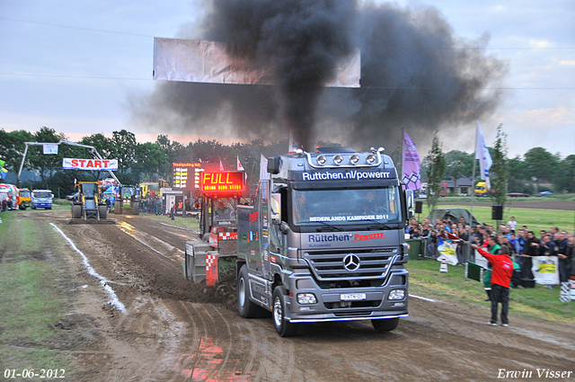 01-06-2012 714-border 01-06-2012 Nederhemert