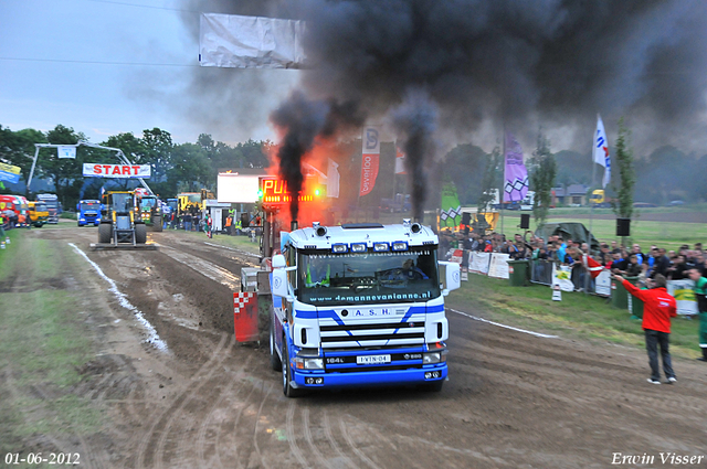 01-06-2012 750-border 01-06-2012 Nederhemert