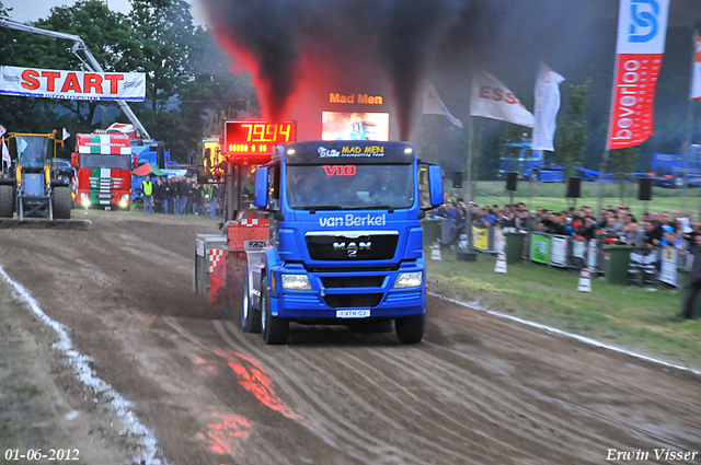 01-06-2012 760-border 01-06-2012 Nederhemert