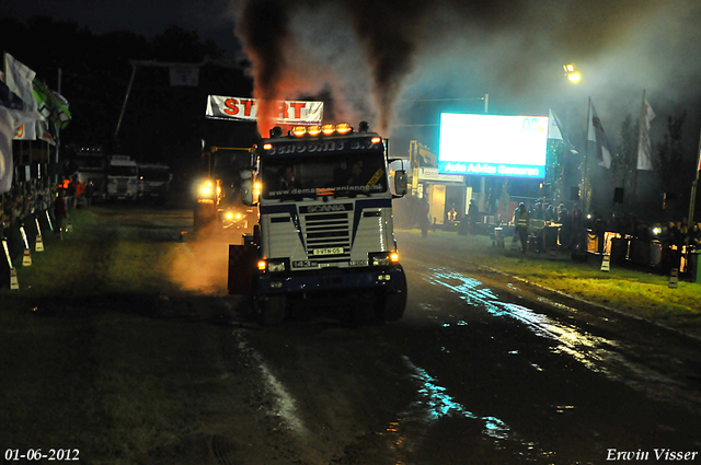 01-06-2012 859-border 01-06-2012 Nederhemert