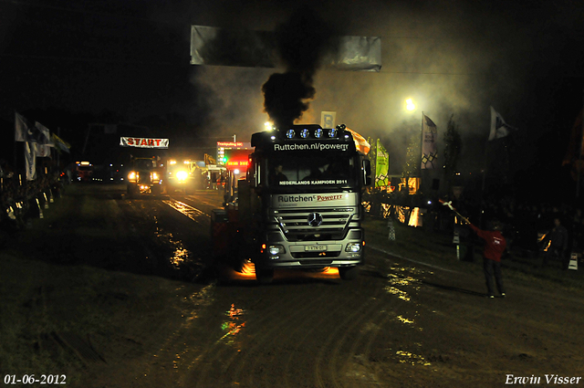 01-06-2012 874-border 01-06-2012 Nederhemert