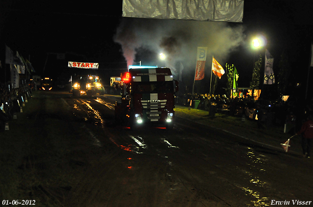 01-06-2012 899-border 01-06-2012 Nederhemert