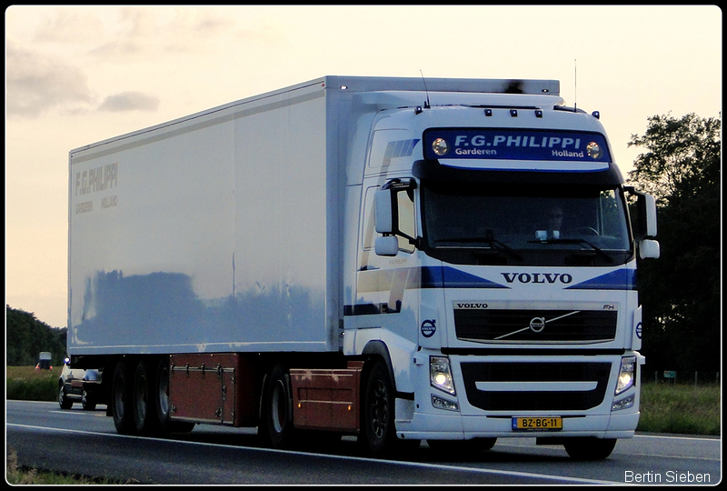115-BorderMaker 08-06-2012