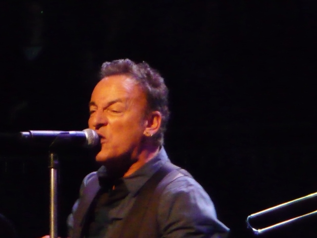 P1140897 Bruce Springsteen - Newark - 05-02-2012