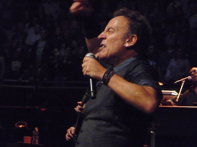 P1140966 Bruce Springsteen - Newark - 05-02-2012
