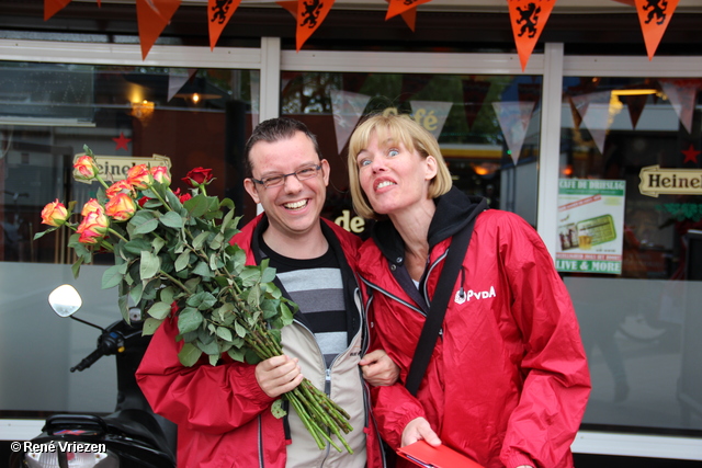 R.Th.B.Vriezen 2012 06 09 4249 PvdA Arnhem Canvassen Malburgen-oost en WC Drieslag zaterdag 9 juni 2012