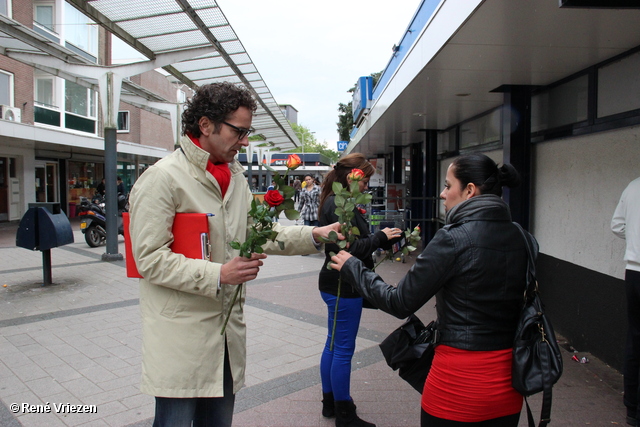 R.Th.B.Vriezen 2012 06 09 4317 PvdA Arnhem Canvassen Malburgen-oost en WC Drieslag zaterdag 9 juni 2012