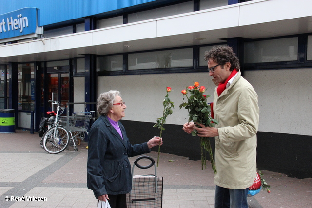 R.Th.B.Vriezen 2012 06 09 4325 PvdA Arnhem Canvassen Malburgen-oost en WC Drieslag zaterdag 9 juni 2012