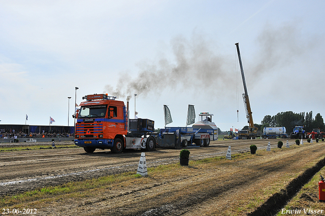 23-06-2012 104-border 23-06-2012 Oudenhoorn