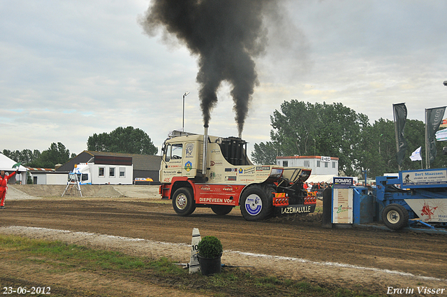 23-06-2012 388-border 23-06-2012 Oudenhoorn