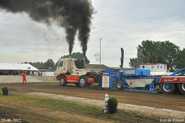 23-06-2012 390-border 23-06-2012 Oudenhoorn