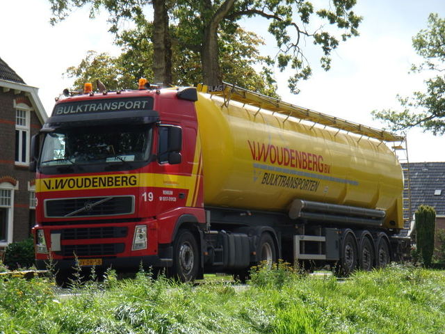 Remco van Deelen Foto's van de trucks van TF leden