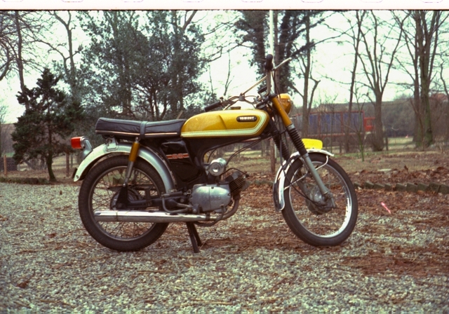 Mijn Yamaha in 1973 2 Foto's uit de oude doos