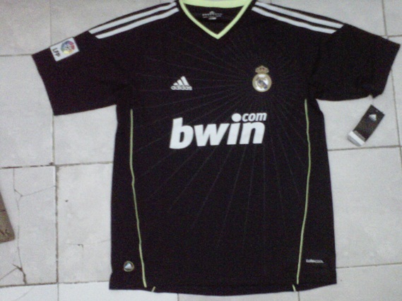 madrid away xl front - 