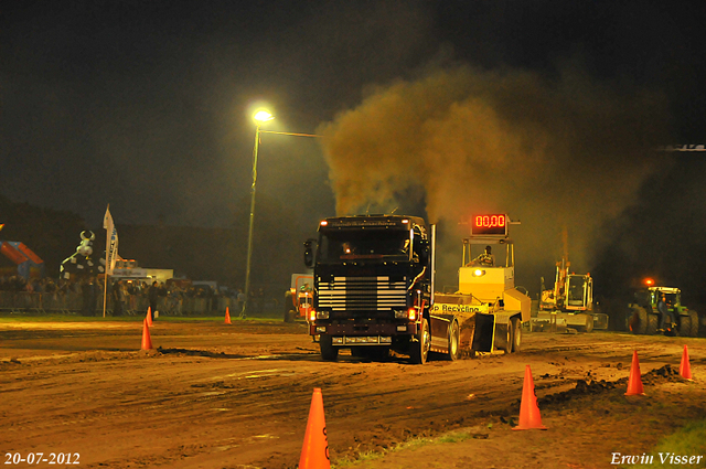 20-07-2012 021-border Truckpull demo Lunteren 20-07-2012