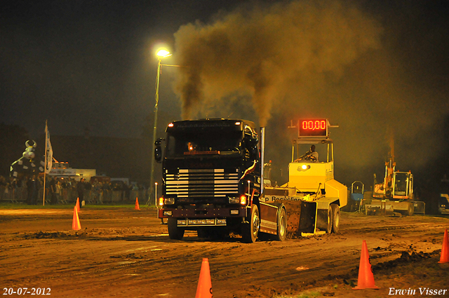 20-07-2012 023-border Truckpull demo Lunteren 20-07-2012