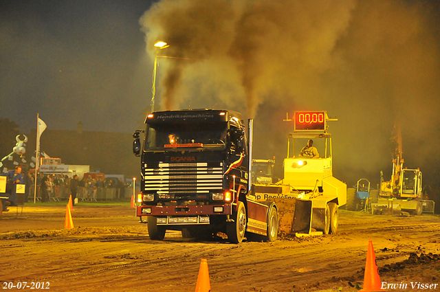 20-07-2012 024-border Truckpull demo Lunteren 20-07-2012