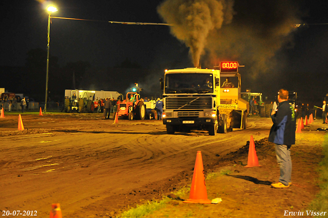 20-07-2012 030-border Truckpull demo Lunteren 20-07-2012