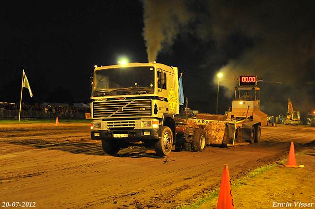 20-07-2012 039-border Truckpull demo Lunteren 20-07-2012