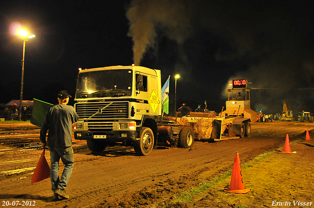 20-07-2012 042-border Truckpull demo Lunteren 20-07-2012