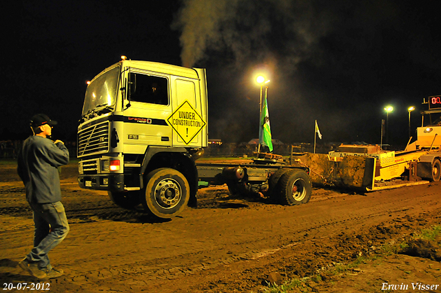 20-07-2012 050-border Truckpull demo Lunteren 20-07-2012