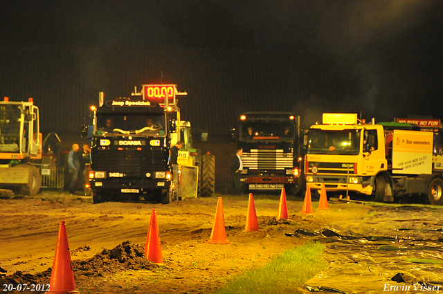 20-07-2012 054-border Truckpull demo Lunteren 20-07-2012