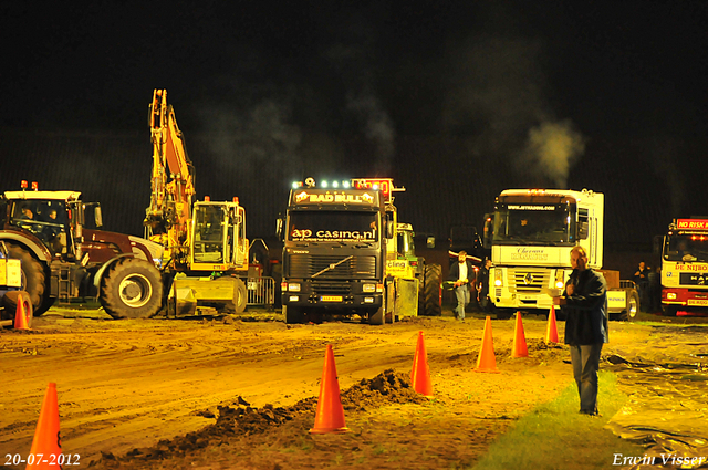 20-07-2012 078-border Truckpull demo Lunteren 20-07-2012