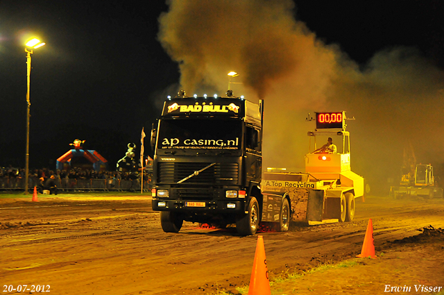 20-07-2012 084-border Truckpull demo Lunteren 20-07-2012