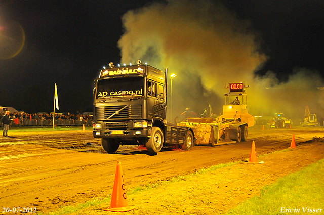 20-07-2012 088-border Truckpull demo Lunteren 20-07-2012