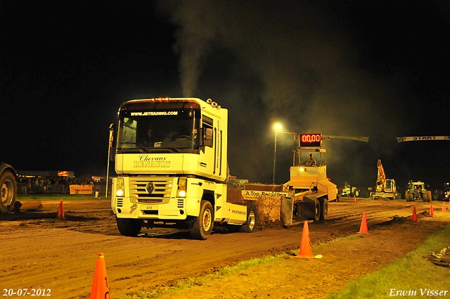 20-07-2012 109-border Truckpull demo Lunteren 20-07-2012