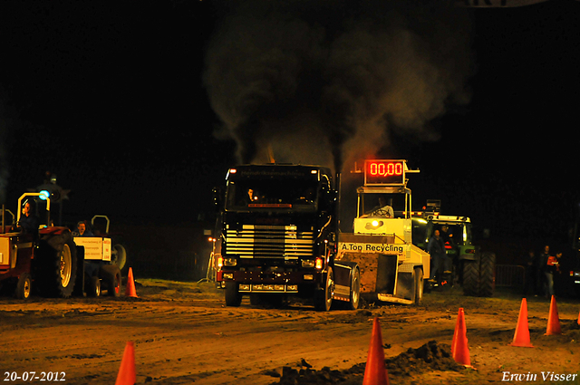 20-07-2012 118-border Truckpull demo Lunteren 20-07-2012