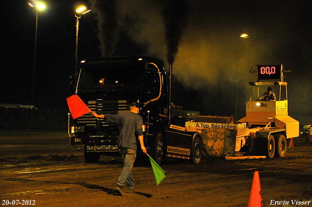 20-07-2012 129-border Truckpull demo Lunteren 20-07-2012