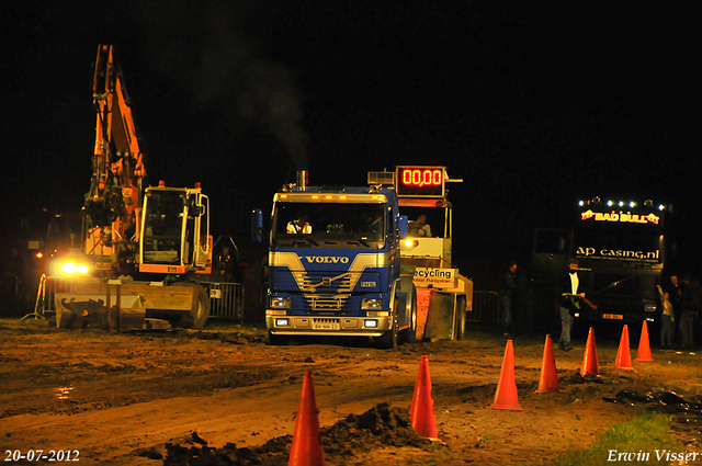 20-07-2012 130-border Truckpull demo Lunteren 20-07-2012