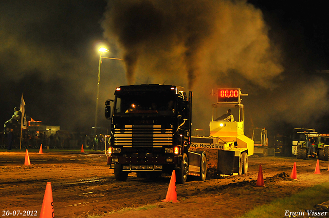 20-07-2012 171-border Truckpull demo Lunteren 20-07-2012